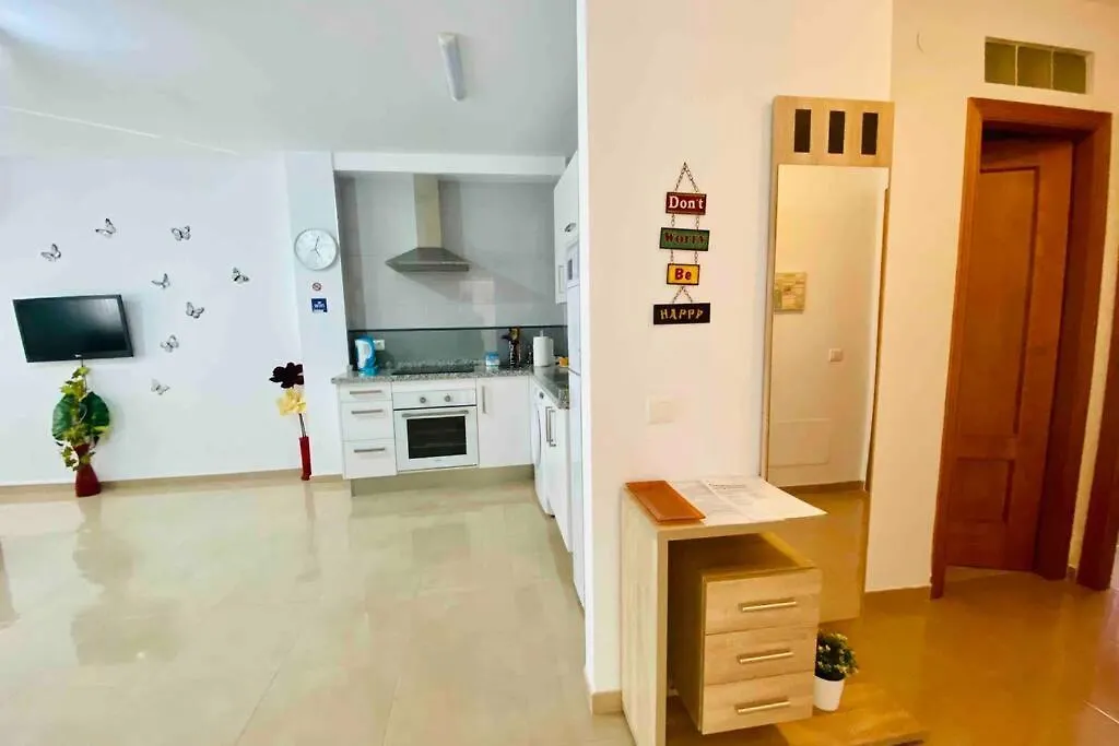“Smile Nerja” Chic Apartment With Wifi, 4 Guests 0*, Nerja