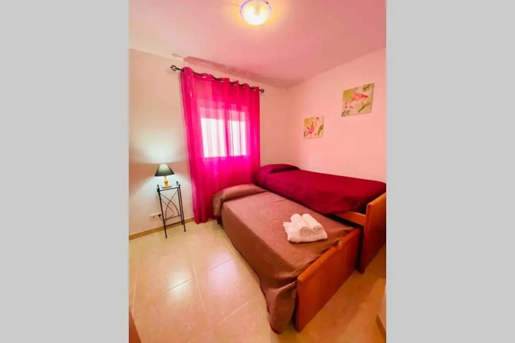 “Smile Nerja” Chic Apartment With Wifi, 4 Guests